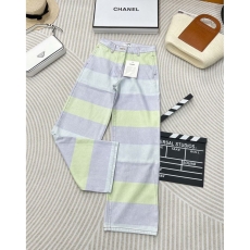 Chanel Jeans